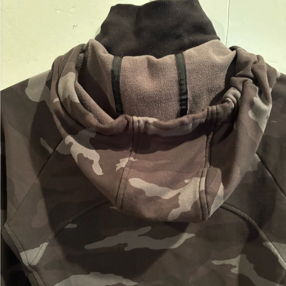 ATHLETA Sm Camouflage Zip-Up Hoodie - Picture 6 of 12